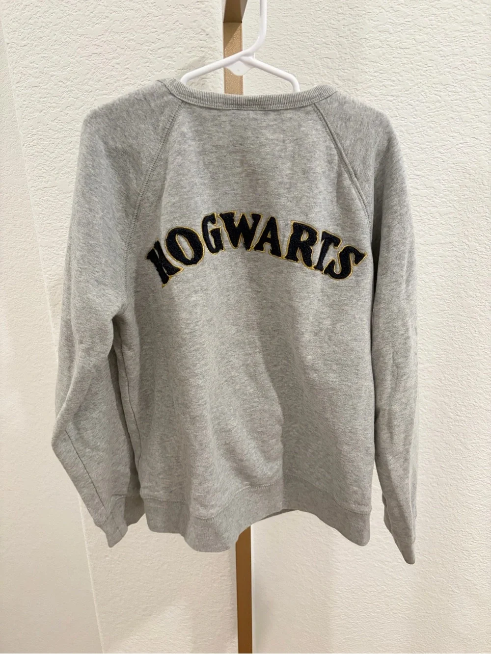 Mini Boden Harry Pottwr collab Grey Sweatshirt with Colorful Crest Patch size 9